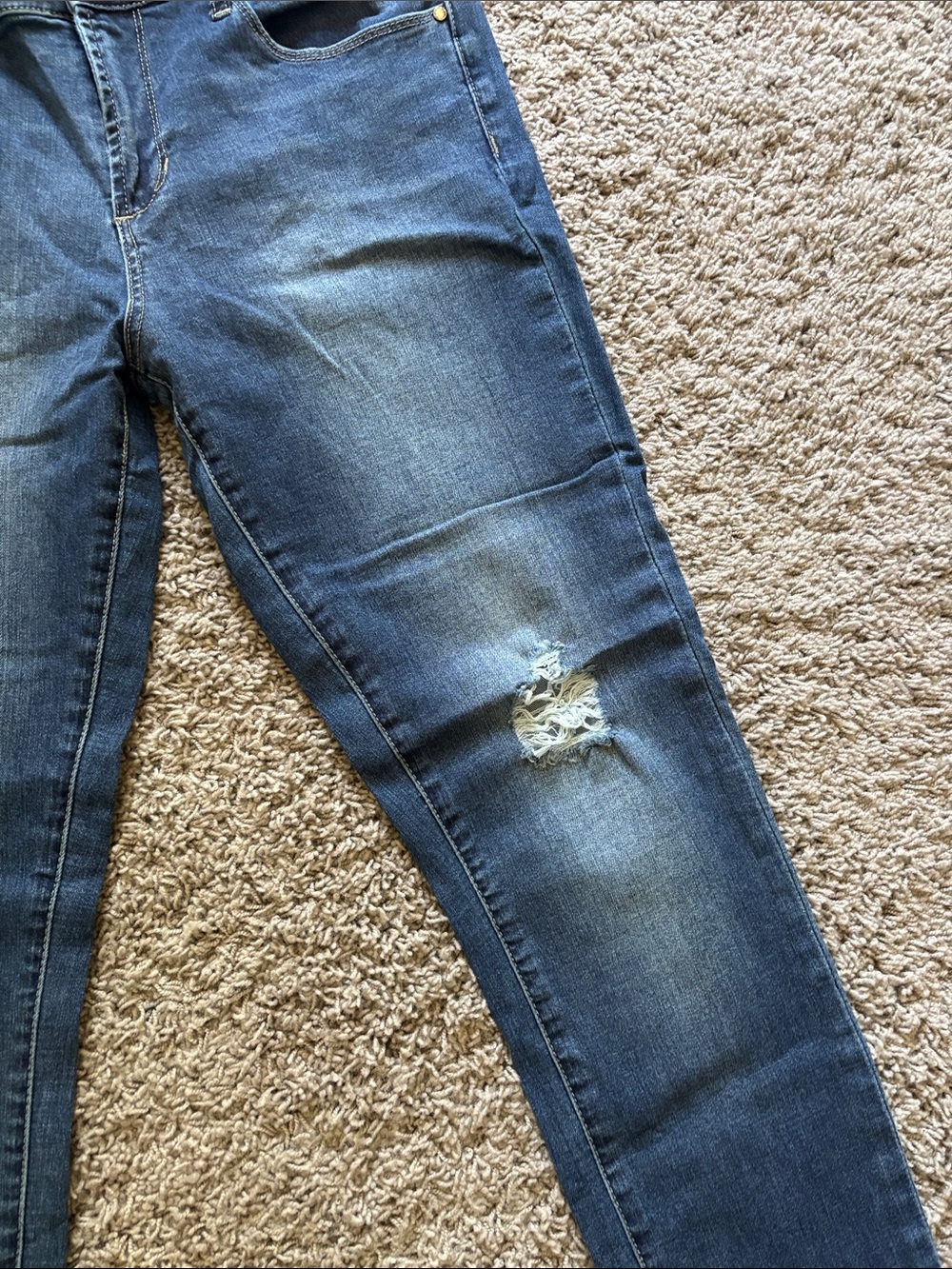 Articles Of Society Indigo Ripped Frayed Hem Jeans - Picture 4 of 16
